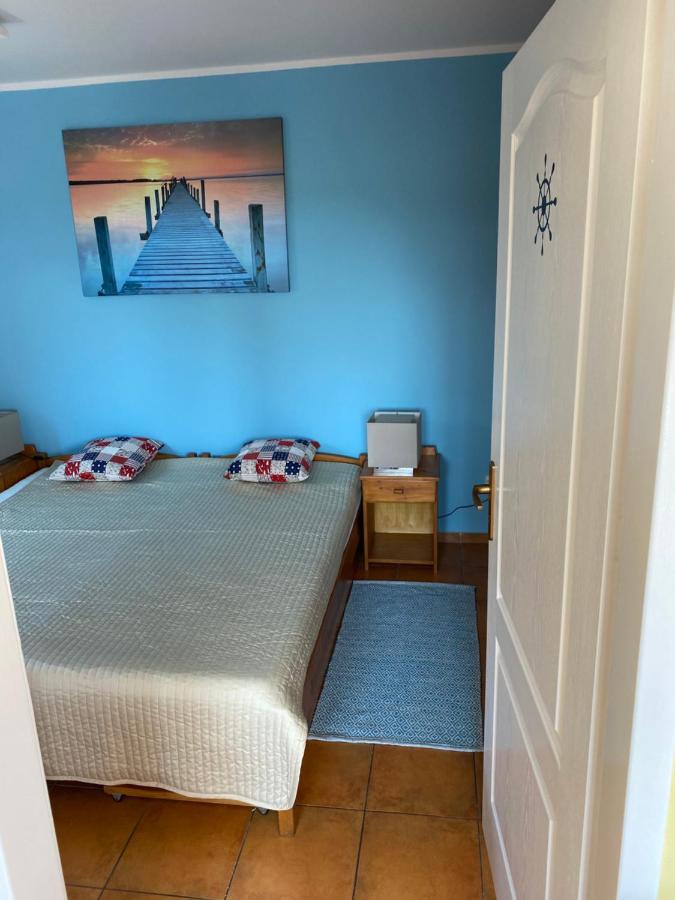 Apartman Delfin Senec Exterior foto