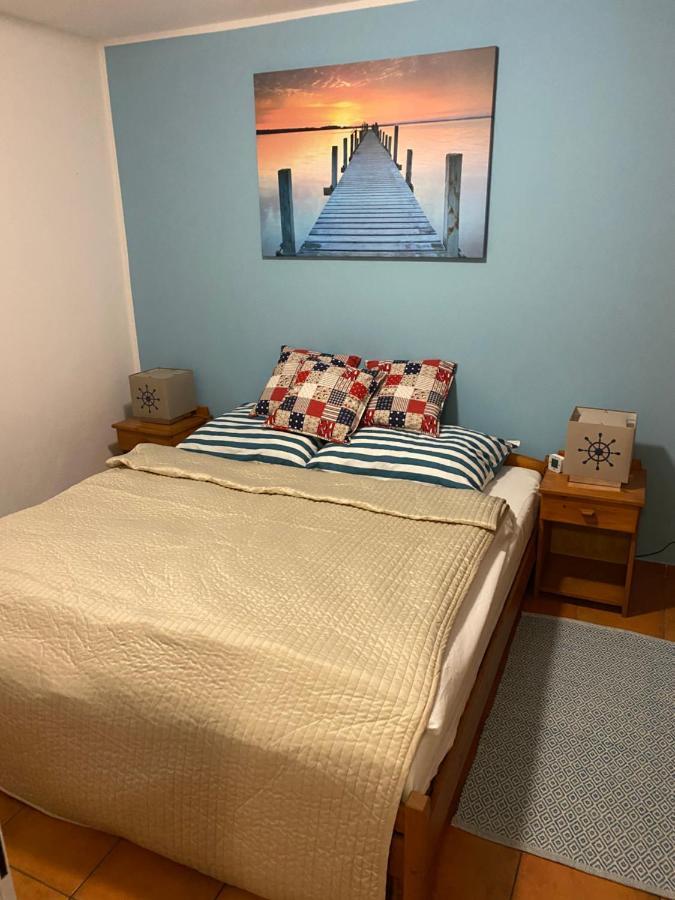 Apartman Delfin Senec Exterior foto